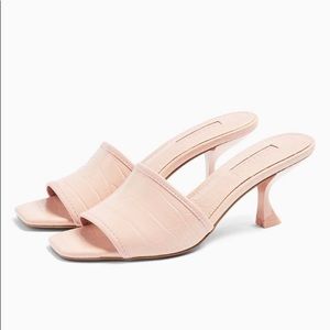 Pink Kitten Heel🐱